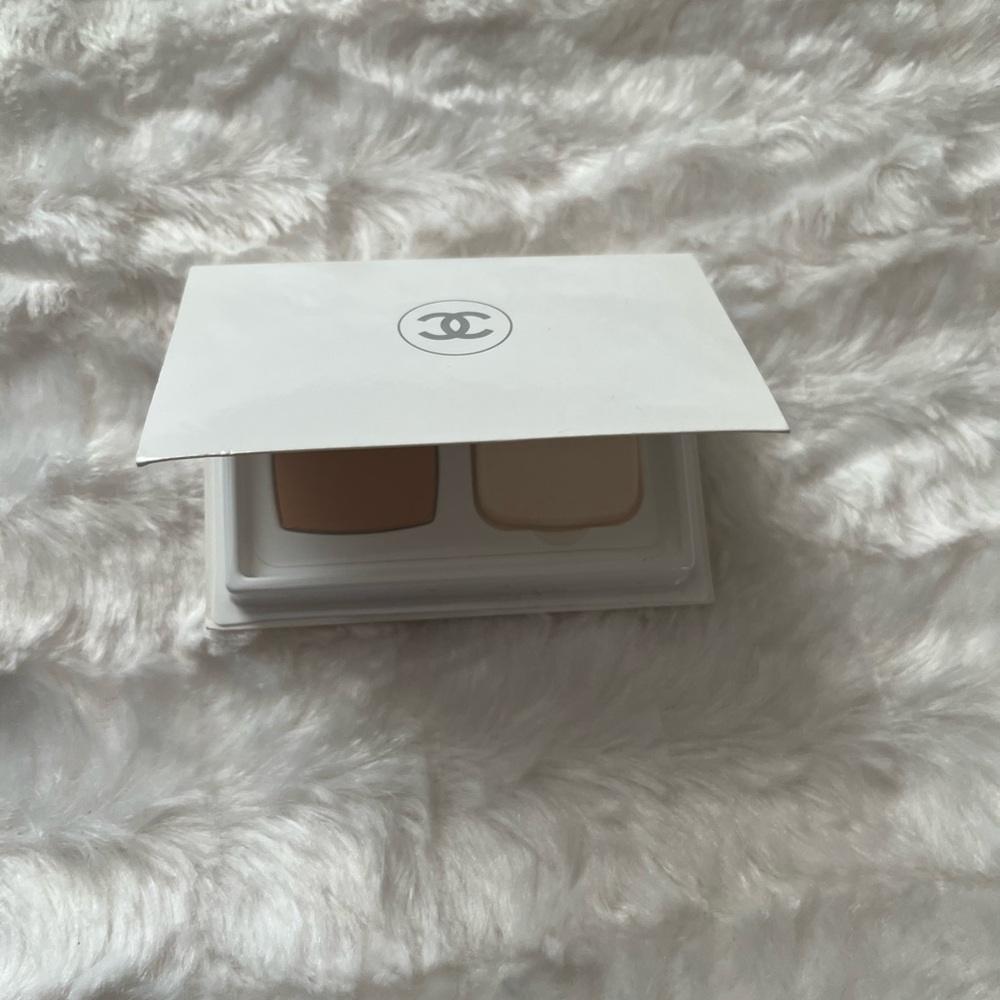 Chanel makeup samples - Picture 6 of 14